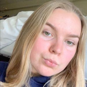 Meet your Posher, Addriena